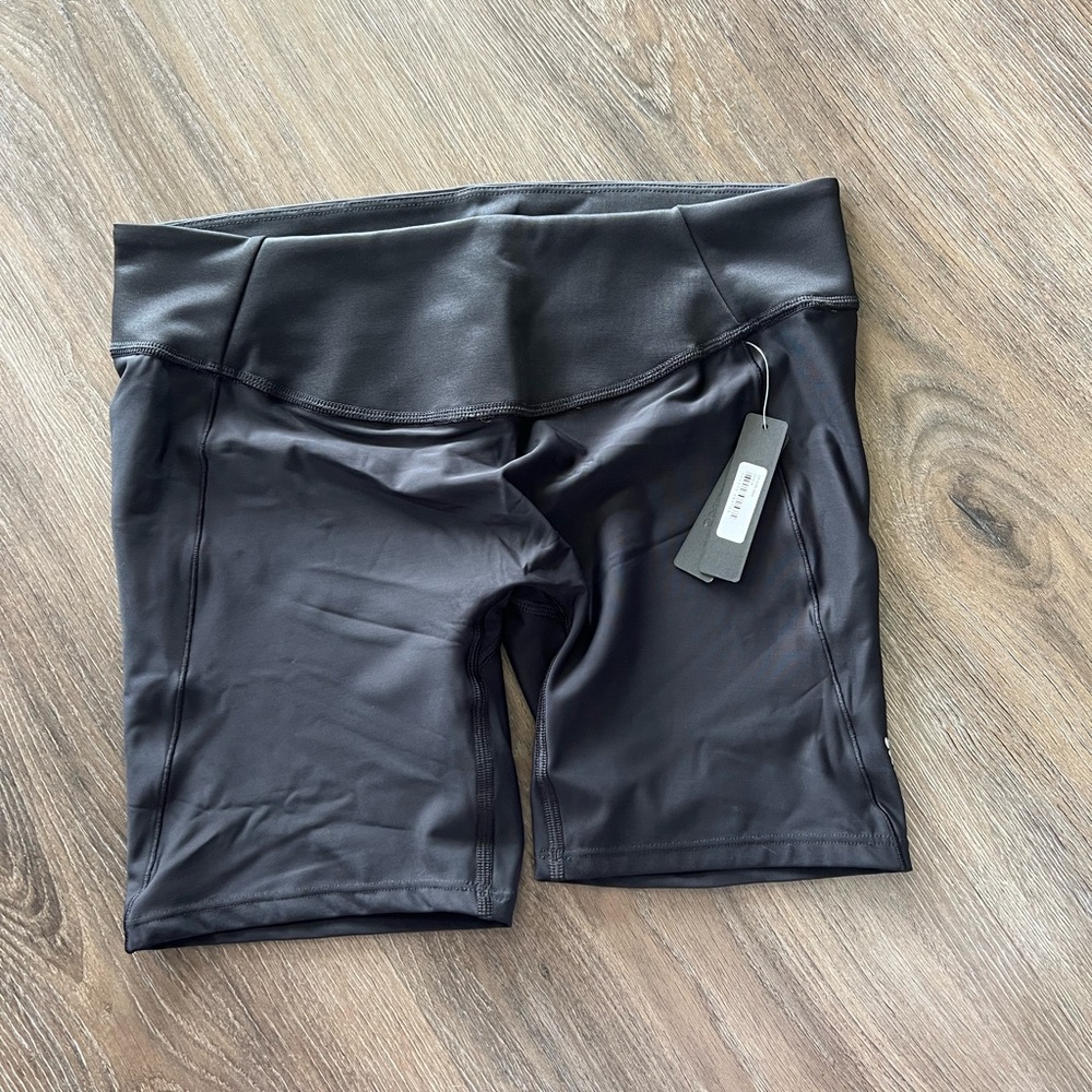 Skims, biker shorts, fitness shorts